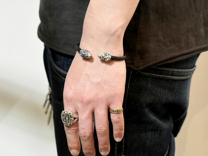 ステンレスワイヤーバングル：ベビーライオン