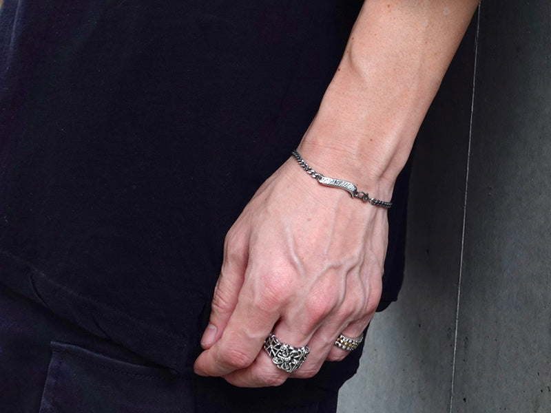 マイクロクリップブレス：レタードフラッグ