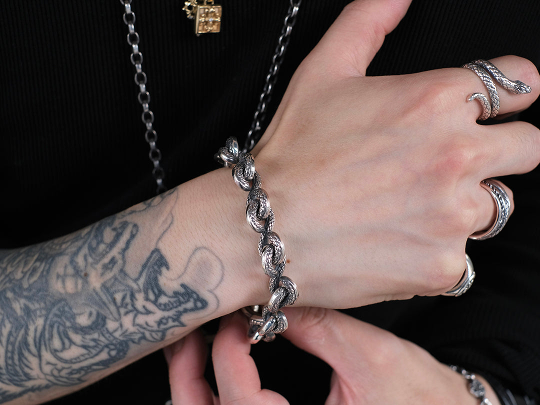 エイトスネークブレス