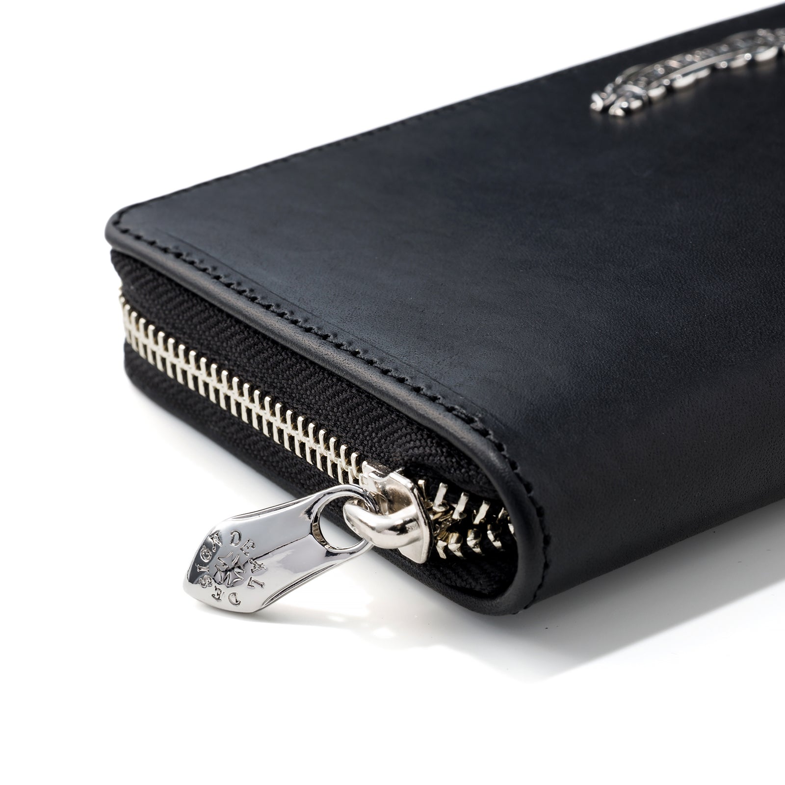 Round Zip Wallet