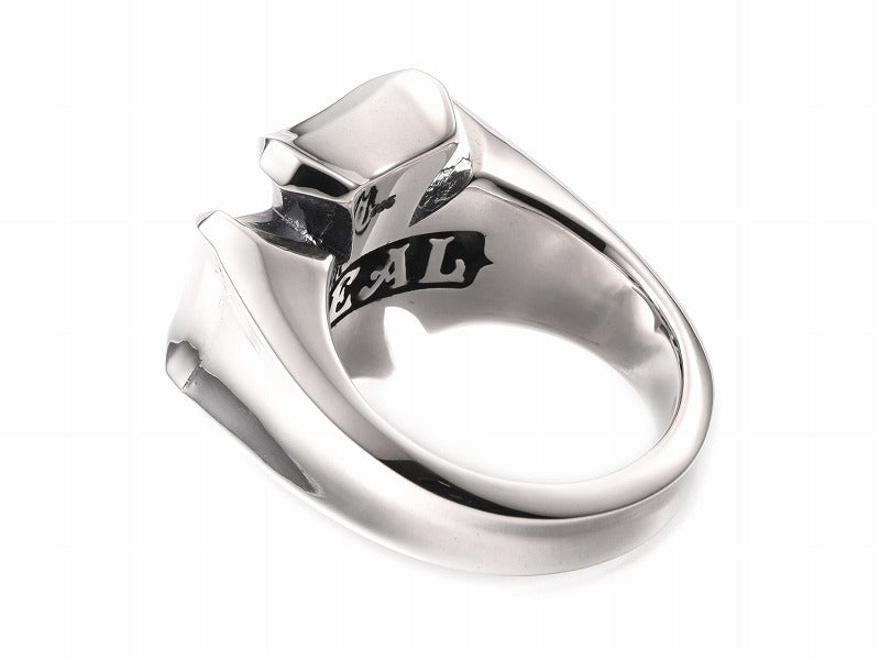 ヒュージクロスリング