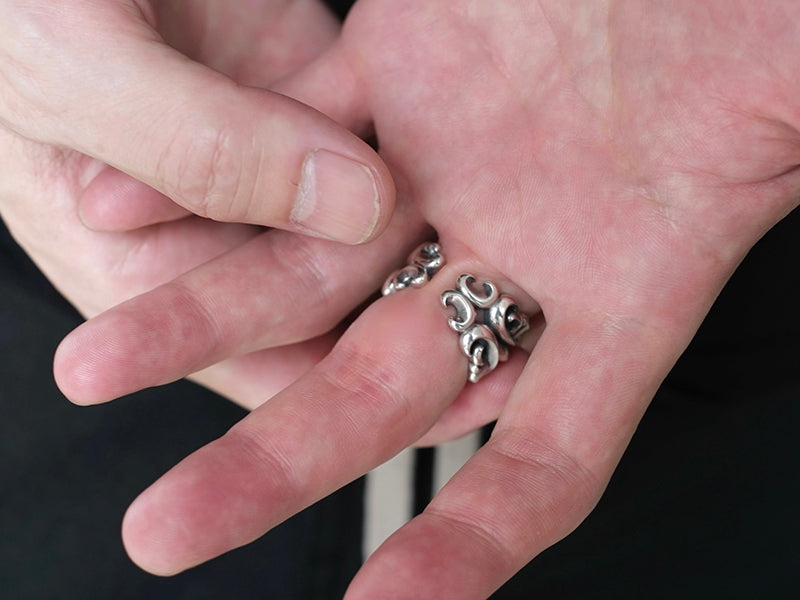 ホーンクロスリング