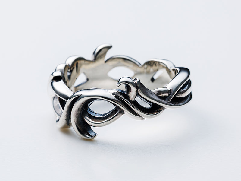 スラッシュワイヤーリング