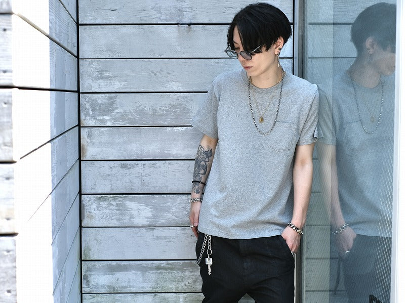 ミッドロゴポケットＴシャツ