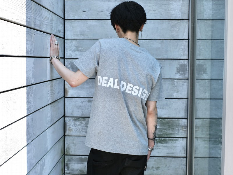 ミッドロゴポケットＴシャツ