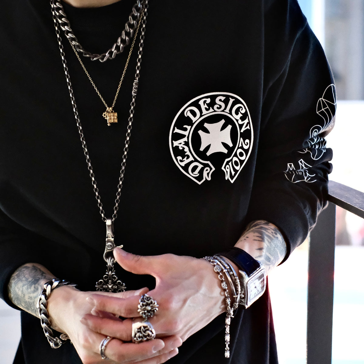 ロングスリーブTシャツ：グレイスリリー
