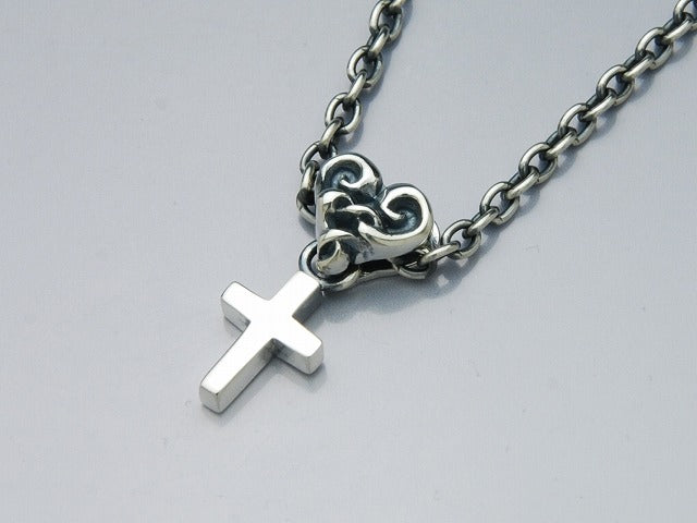 スネークハートネックレス