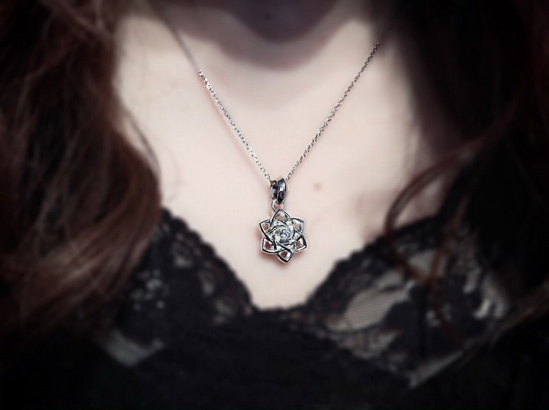 極美品　MAGNOLIA WHITE jewelry Bailey MAGNOLIA WHITE JEWELRY | MAGNOLIA WHITE（マグノリア・ホワイト）