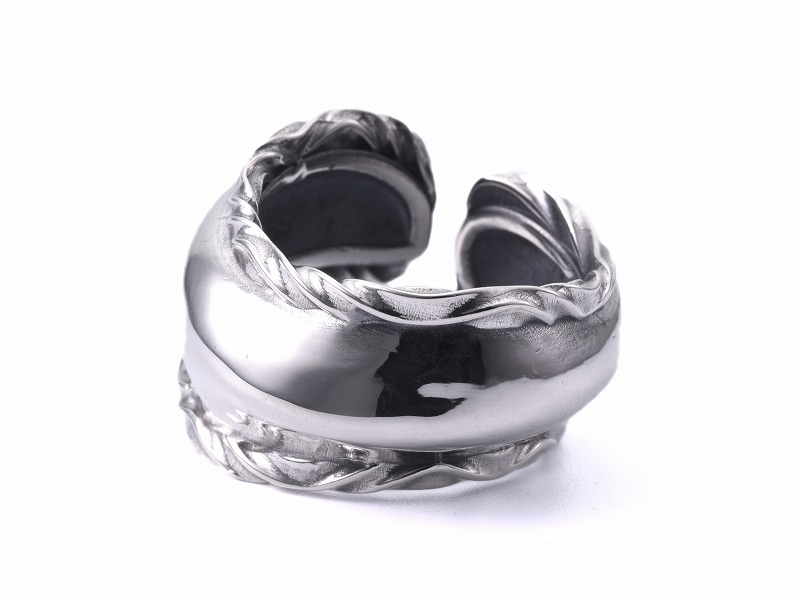 RT:GHOST RING