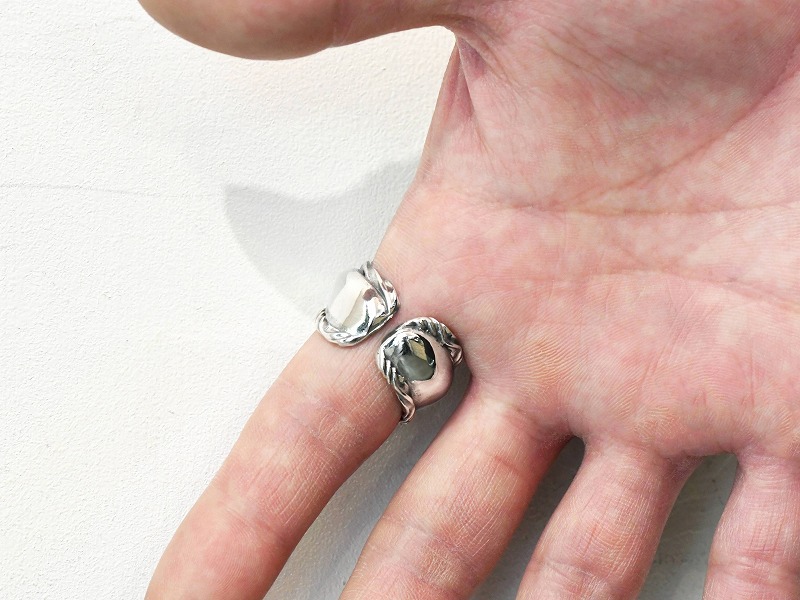 RT:GHOST RING