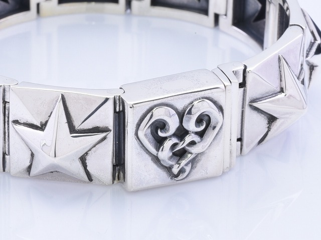 STAR STUDS BRACELET